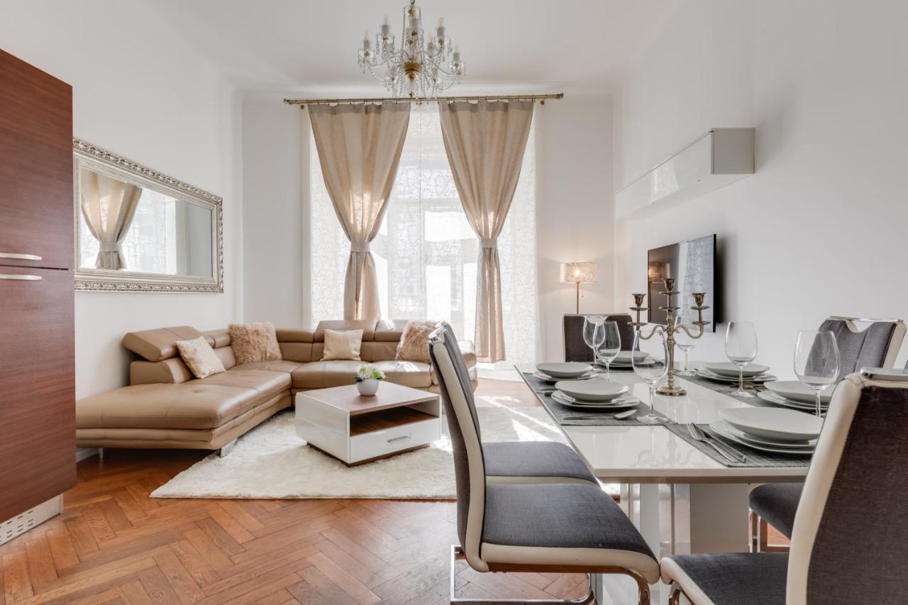 Luxury Riverside In The Center Of Apartamento *