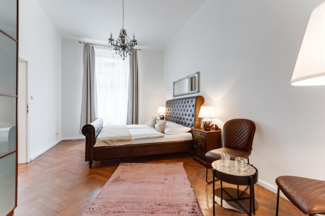 Luxury Riverside In The Center Of Apartamento