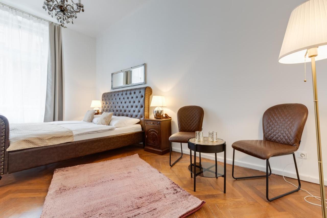 Luxury Riverside In The Center Of Apartamento