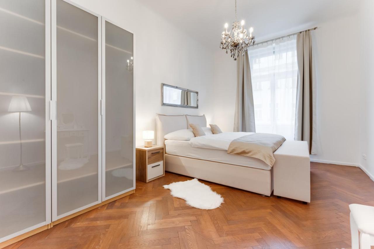 Luxury Riverside In The Center Of Apartmán Praha