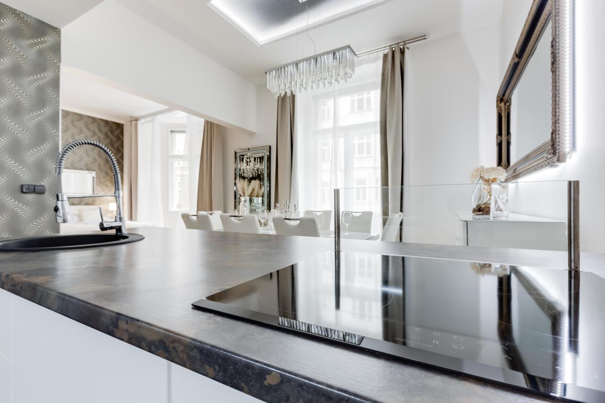 Luxury Riverside In The Center Of Apartmán *